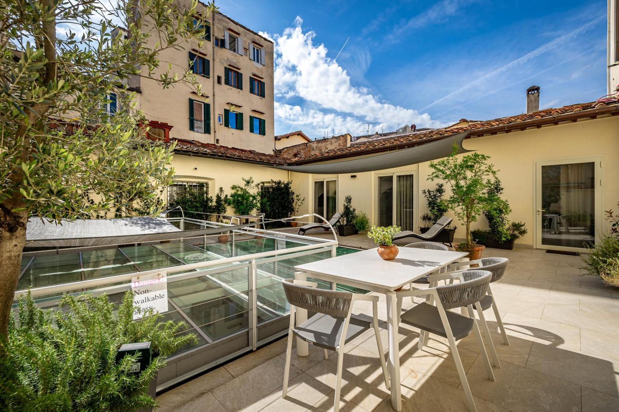 Dimora Collection - Le Corti - Boutique Luxury Suites In A Restored 13Th Century Convent, With Sauna And Gym (Adults Only) Florens Exteriör bild