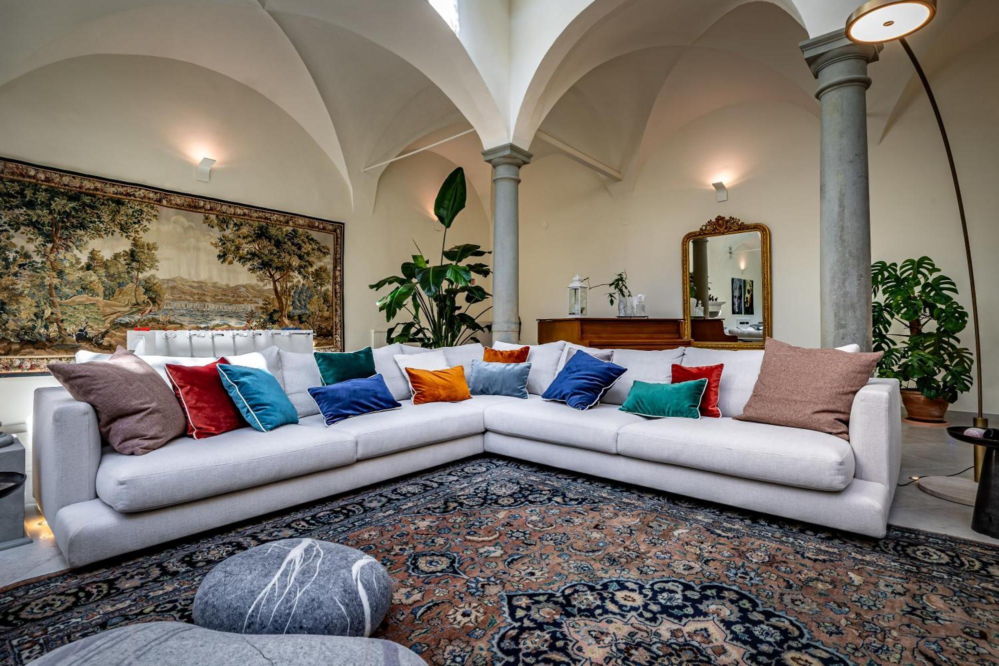Dimora Collection - Le Corti - Boutique Luxury Suites In A Restored 13Th Century Convent, With Sauna And Gym (Adults Only) Florens Exteriör bild